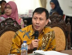 DPR Sebut PNBP Laut Melimpah, tapi Nelayan Tetap Miskin