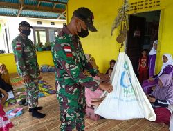 Satgas Pamtas Yonif Mekanis 643/Wns, Bantu Layanan Posyandu Ibu Hamil Dan Balita Di Perbatasan.