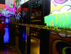 Langgar PPKM, Bar Big Brother Kemang Disegel Polisi