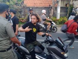 3 Orang Bule Terjaring Sidak Masker Oleh Pol PP Denpasar