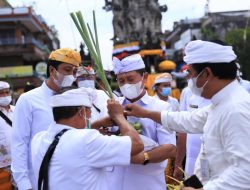 Jelang Nyepi, Bupati Klungkung Ikuti Prosesi Mapepada Tawur Agung