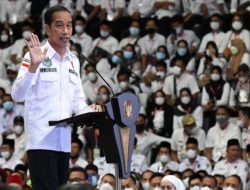 Jokowi: Manfaatkan Dana Desa untuk Pertumbuhan Ekonomi Desa