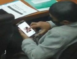 Fraksi PDIP Akui Anggotanya Nonton Film Porno Saat Rapat di DPR