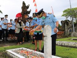 Memperingati HBP Ke- 58, Kanwil Kemenkumham Bali Gelar Ziarah dan Upacara Tabur Bunga