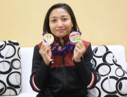 Bupati Klungkung Beri Penghargaan pada Atlet Karateka Peraih Emas di Sea Games