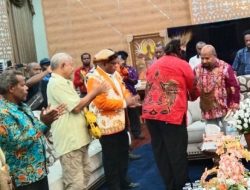 Lukas Enembe Dinobatkan Sebagai Pemimpin Besar Papua oleh Dewan Adat Ditengah Belitan Kasus Korupsi