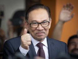 Raja Malaysia Menunjuk Anwar Ibrahim Jadi Perdana Menteri Malaysia