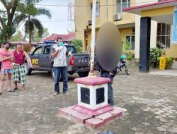 Warga Kertapati Geger Temukan Pria Tak Dikenal Gantung Diri di Tiang Bendera Kantor Camat di Palembang