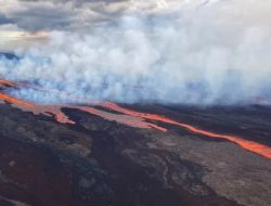 Gunung Berapi Aktif Terbesar di Dunia Meletus Pertama Kalinya Usai ‘Tidur’ 4 Dekade