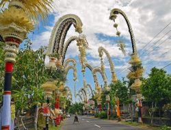 Percantik Nusa Dua, Ribuan Penjor akan Dipasang di Sejumlah Ruas Jalan Jelang KTT G20