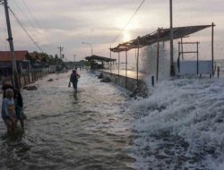 Masyarakat Pesisir Pantai di Bali Diimbau Waspadai Potensi Banjir Rob 21-25 Januari