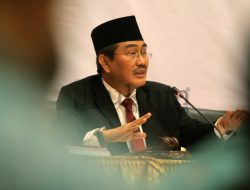 Eks Ketua MK Sebut Hakim PN Jakpus yang Putuskan Tunda Pemilu Tak Mengerti Hukum: Layak Dipecat!