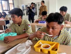 MBG di SMPN 34 Kota Tangerang, Jadi Pengalaman Baru dan Dinantikan Para Siswa 