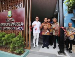 Selain Resmikan Alun-Alun Ciledug, Dr. Nurdin juga Temui Keluarga Penerima Bantuan Modal Usaha di Larangan